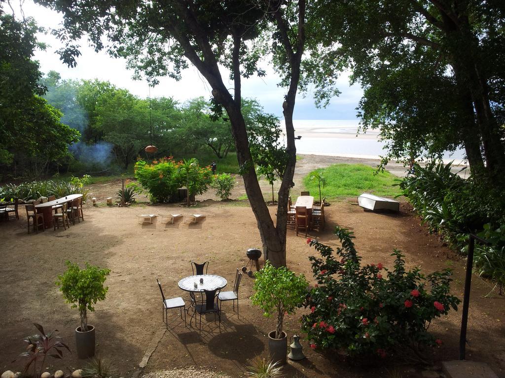 Hotel Casa Blanca Tamarindo Zewnętrze zdjęcie