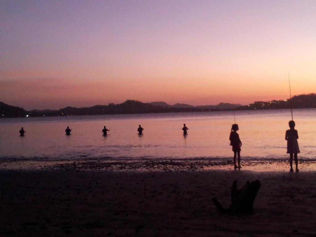 Hotel Casa Blanca Tamarindo Zewnętrze zdjęcie