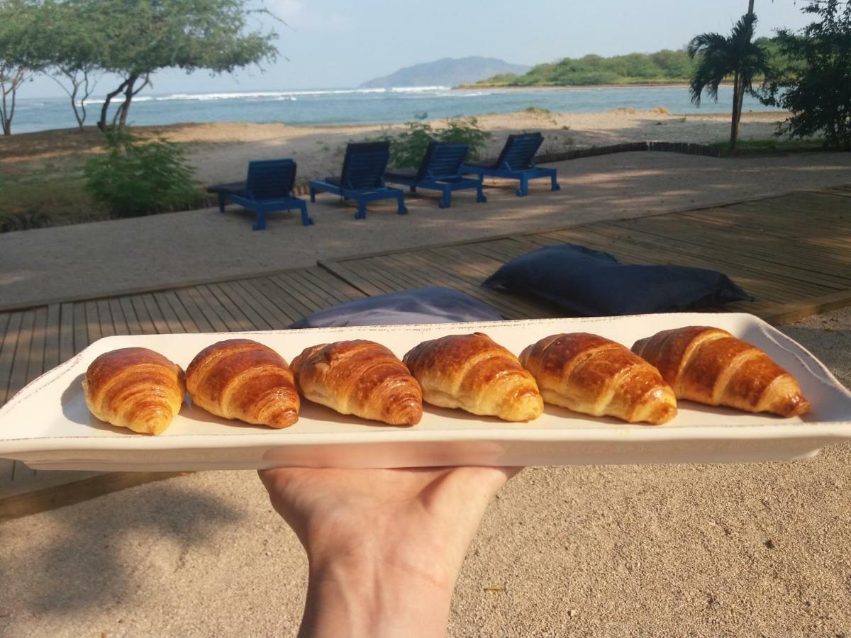 Hotel Casa Blanca Tamarindo Zewnętrze zdjęcie